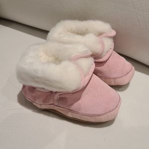 Brand New Robeez Booties